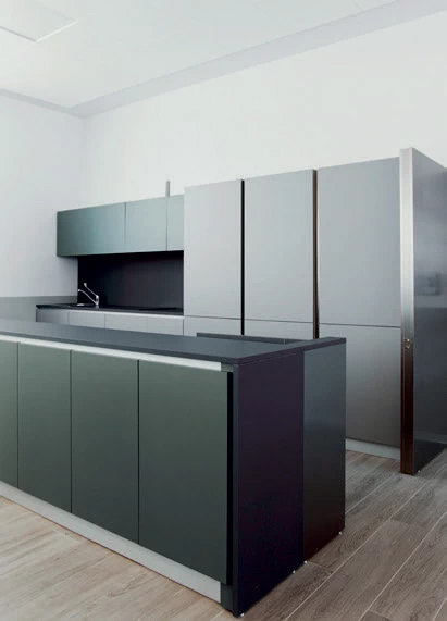 Armadi e credenze per l’arredamento completo di miniappartamenti per anziani