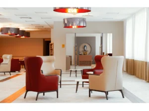 arredi per comunita resistenti sicuri facili da pulire