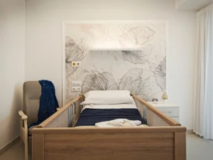 arredi per rsa resistenti sicuri facili da pulire